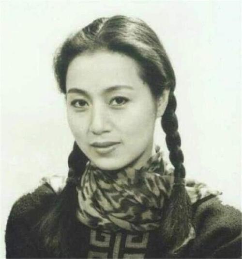 余秋雨前妻李红
