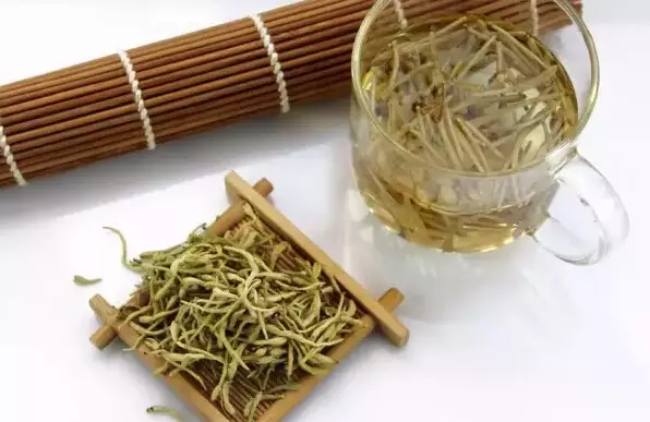 金银花菊花茶的功效与作用及禁忌 茶花有何药用价值