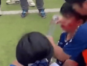 成体球员被曝殴打川大球员 官方回应正在开紧急会议！
