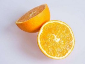 冰糖蒸橙子可以每天吃吗（冰糖蒸橙子的做法）