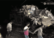 印度三辆列车相撞已致233死  幸存者：十几个人压在我身上！