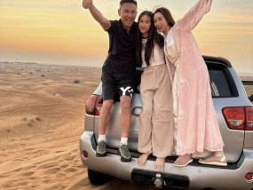 郭可盈晒迪拜沙漠度假照，和林文龙甜蜜接吻，13岁女儿亭亭玉立