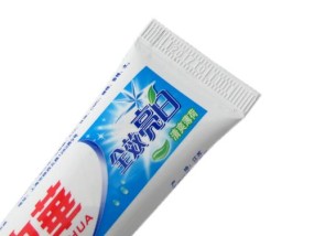中国牙膏排名前十名(中国牙膏排名前十名舒适达护敏健龈牙膏多少钱)