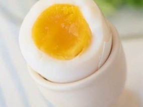 冷水煮鸡蛋需要多长时间 冷水煮鸡蛋需要多长时间煮熟