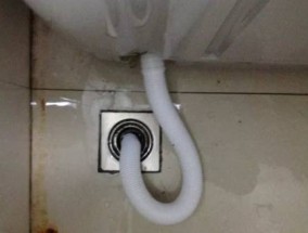滚筒洗衣机排水管