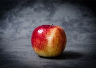 梦见偷吃苹果意味着什么