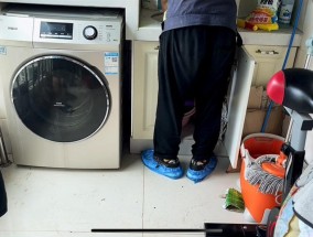 三洋帝度带烘干滚筒洗衣机清洗