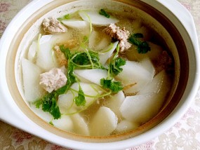 清炖排骨汤的做法最正宗的做法