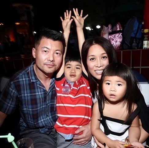 歌手那英个人资料老公简介及家世 那英和高峰为什么分手 - 网络编辑之